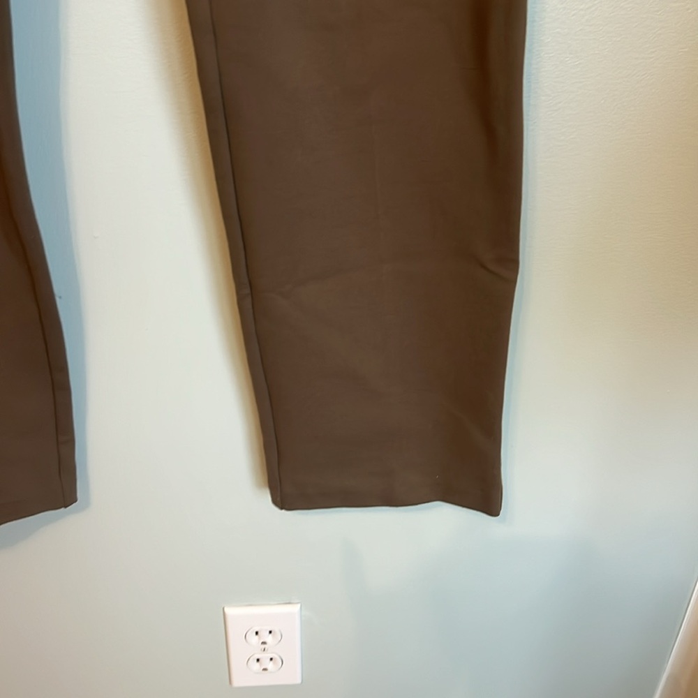 Lena Gabrielle Pants - Picture 3 of 4